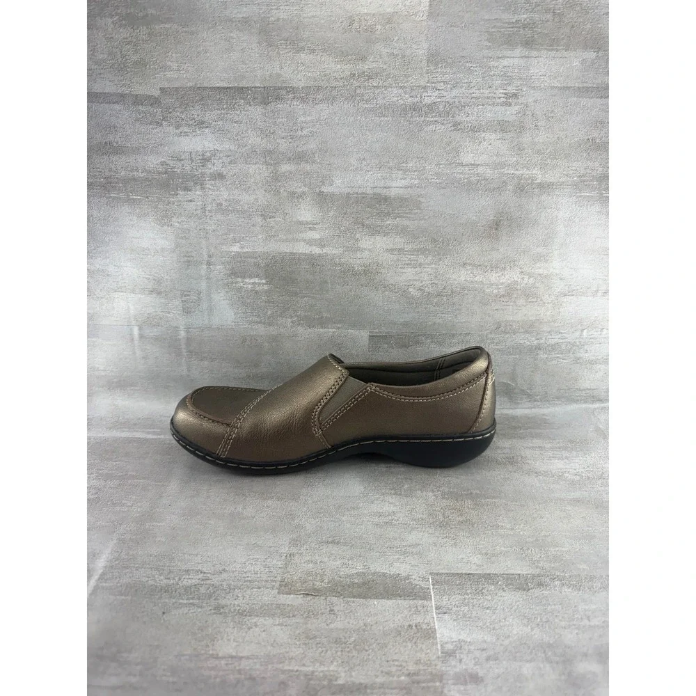 Clarks Collection Metallic Bronze Leather Slip On Loafers Women Sz 7.5M